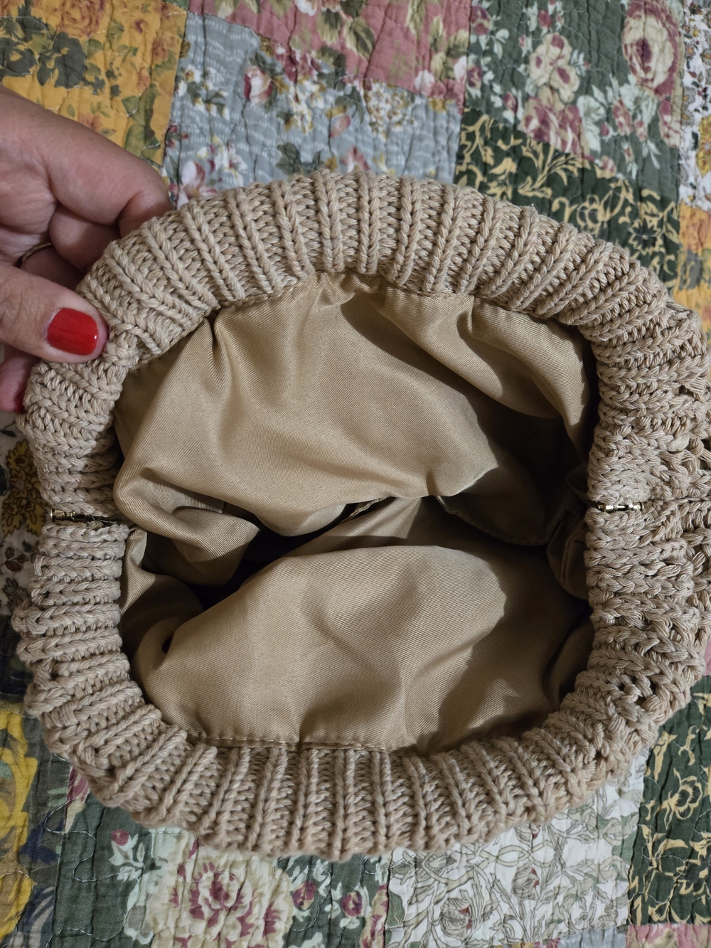 Woven Straw Clutch Bag in Beige